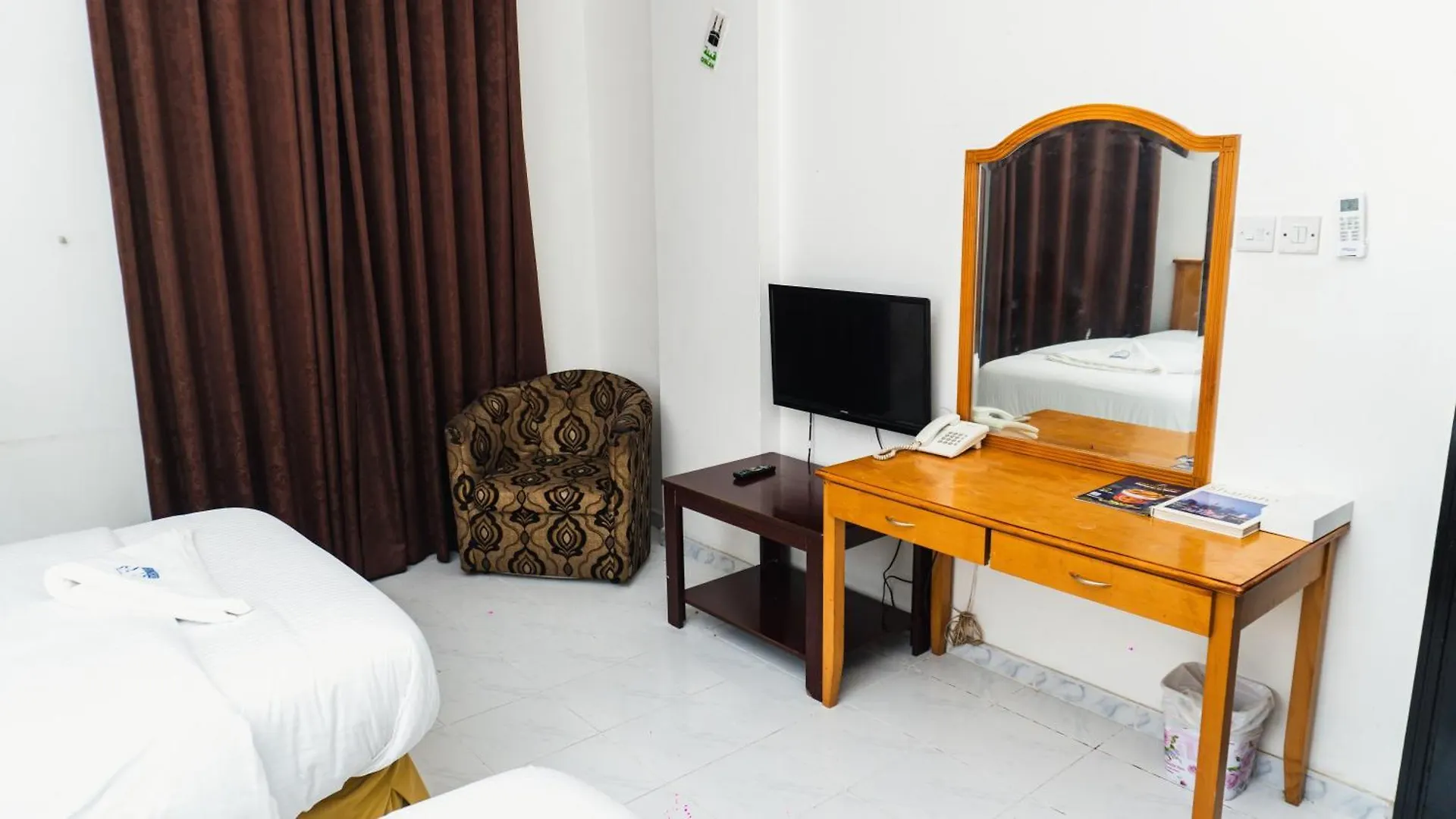 Pan Emirates Hotel Apartments الشارقة